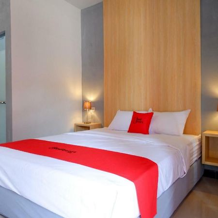Reddoorz Syariah Near Alun Alun Tegal Hotel Eksteriør billede